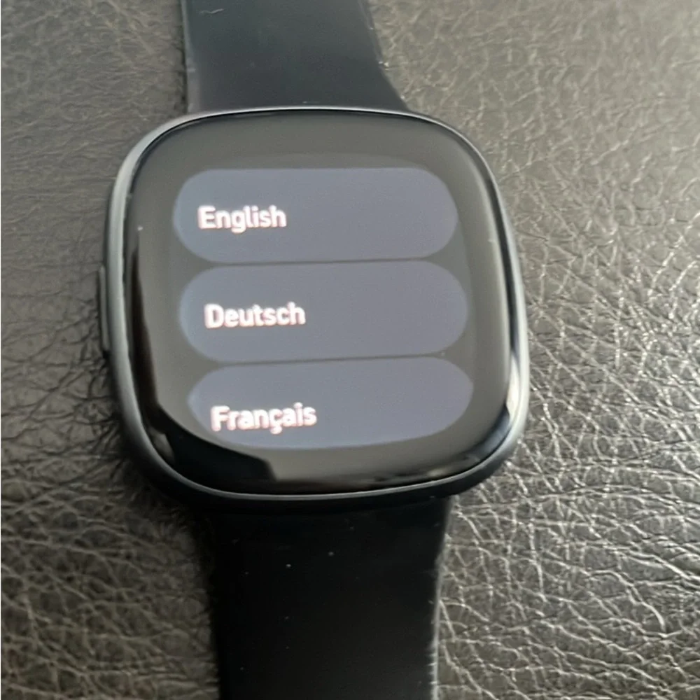 Fitbit Versa - Picture 2 of 2